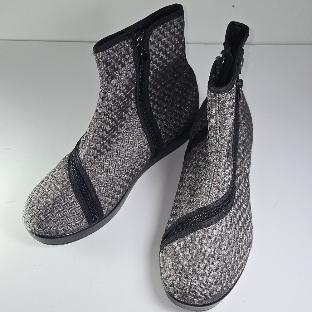 PRICE DROP Bernie Mev New York Woven Zipper Ankle Boots Women's Size 40 Metallic